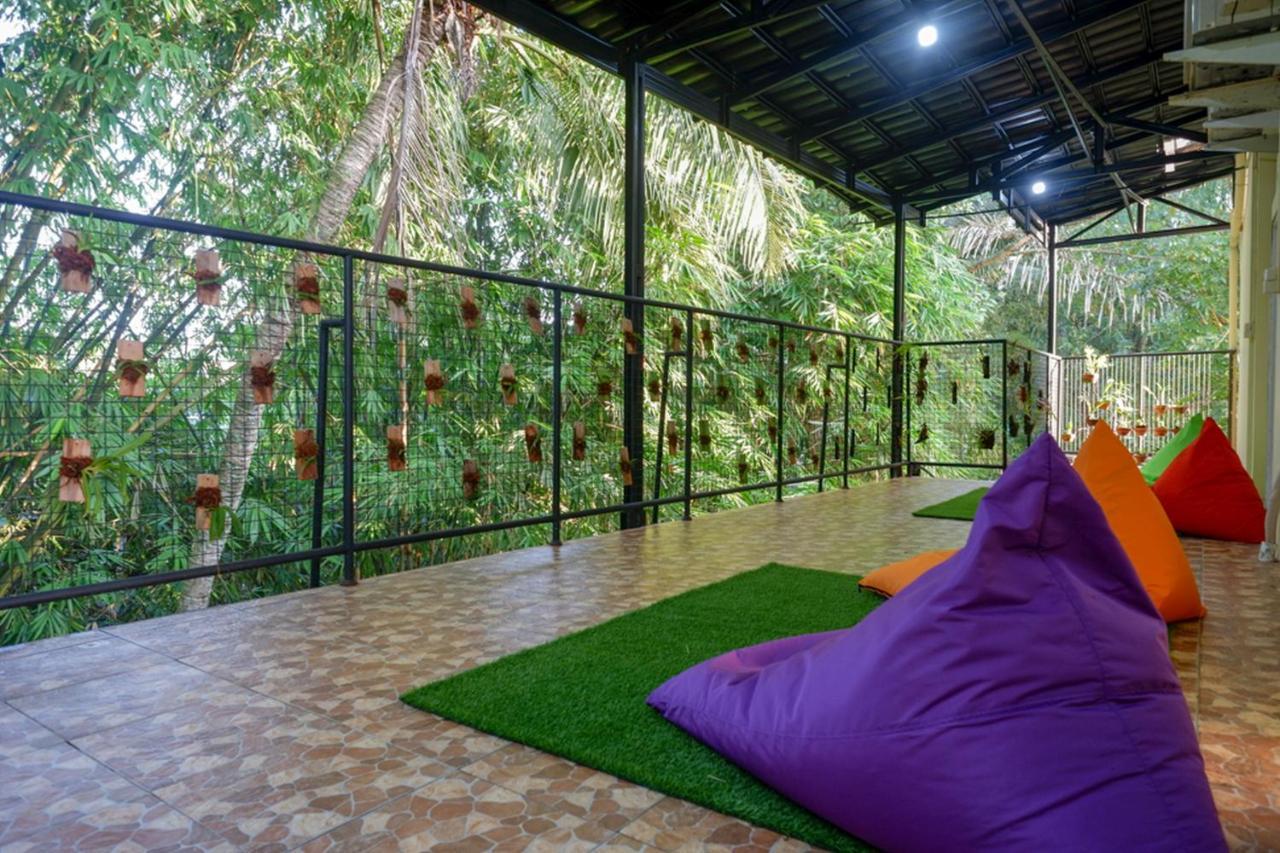 מלון Balong  Reddoorz Syariah At Omah Sawah מראה חיצוני תמונה
